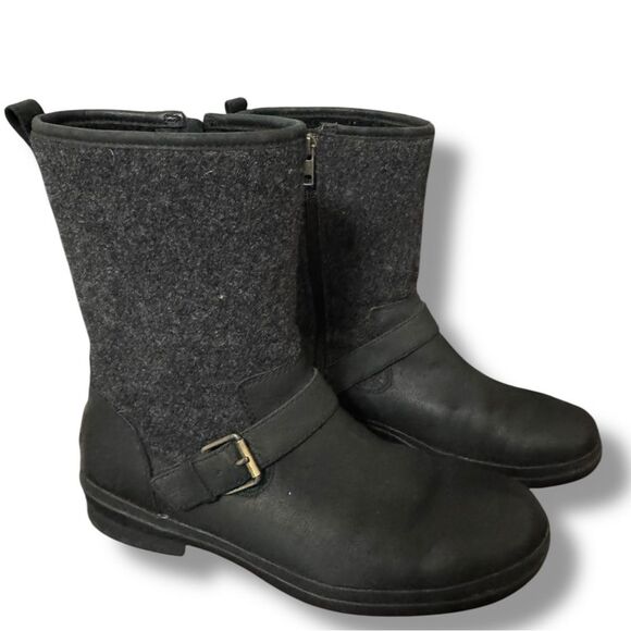 UGG Robbie Mid Calf Moto Boots Waterproof Wool Lined Size 9.5 Black - Picture 1 of 13